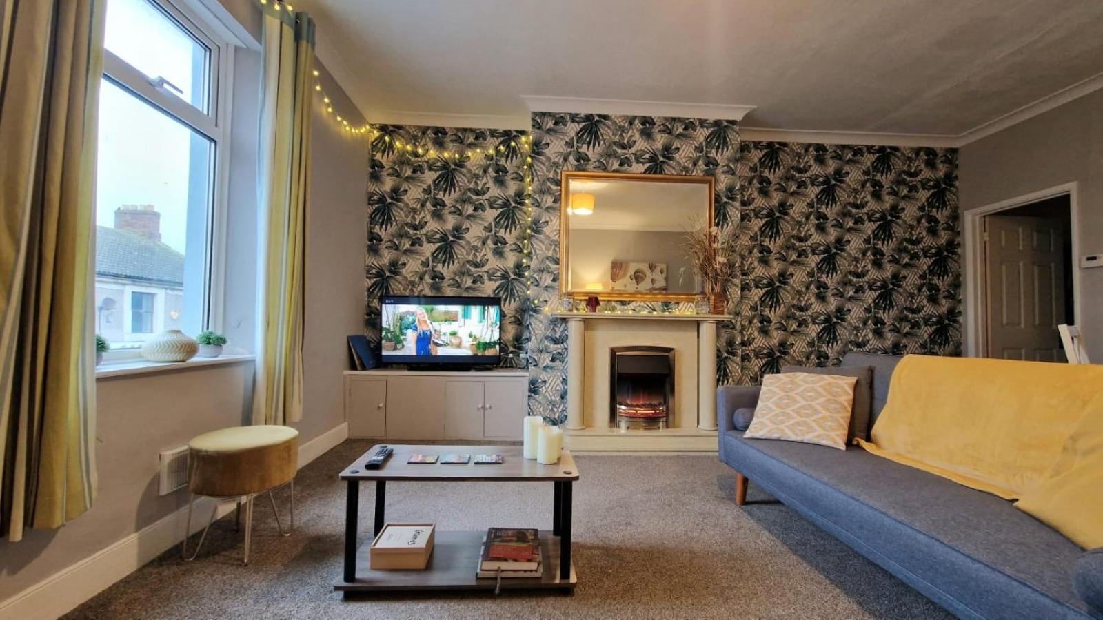 Brodie'S Hideaway Stylish Seaside Town Apartment Amble Exterior photo